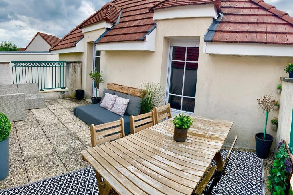 Le Dortoir Villa Magny-le-Hongre Exterior foto